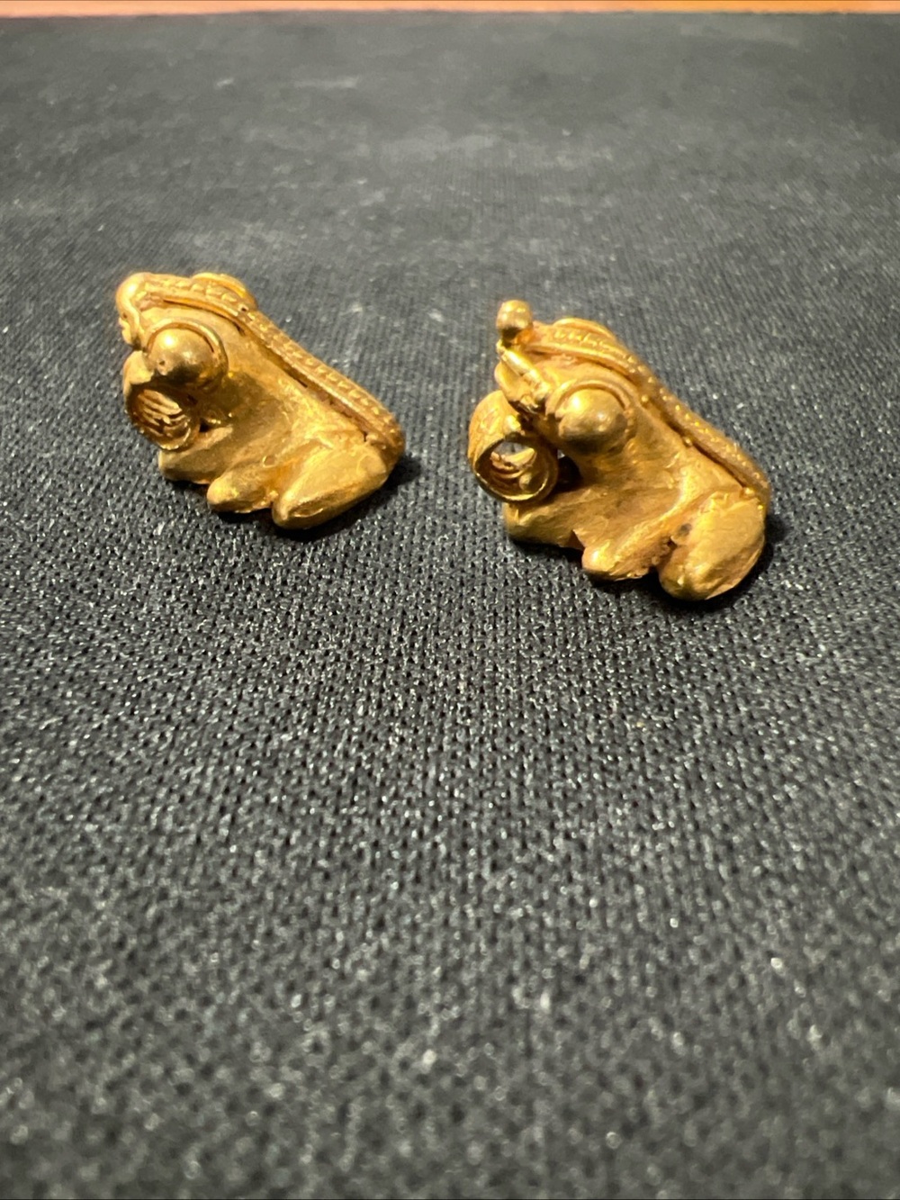 TUMBAGA Gold & Copper Alloy Zoomorphic Figurine/Pendant Columbian Art Lot Of 2